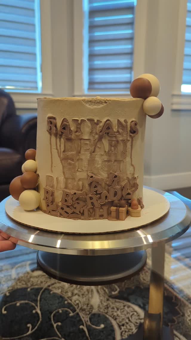 Let's fix up this cake! I learned a VERY important lesson as a baker!! NEVER EVER put fondant on whipped cream!!!! I make A LOT of whipped c (video)